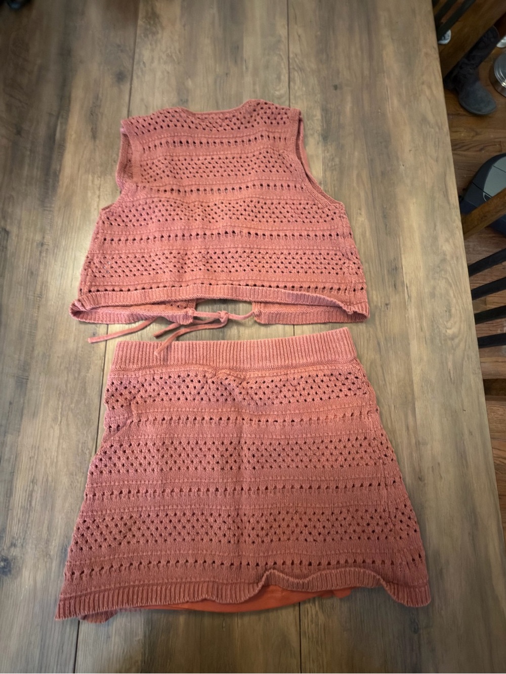 Sweater Subcategory Identification - Picture 2 of 4